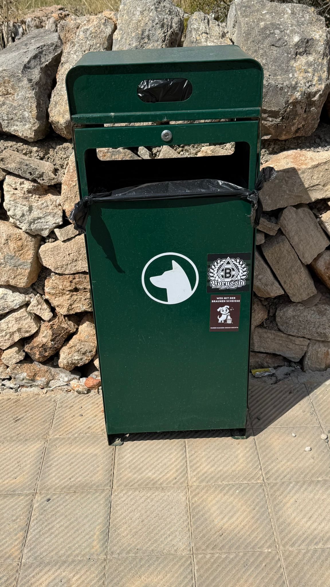 9cabade5-1c53-44ba-a98c-bdc294587497