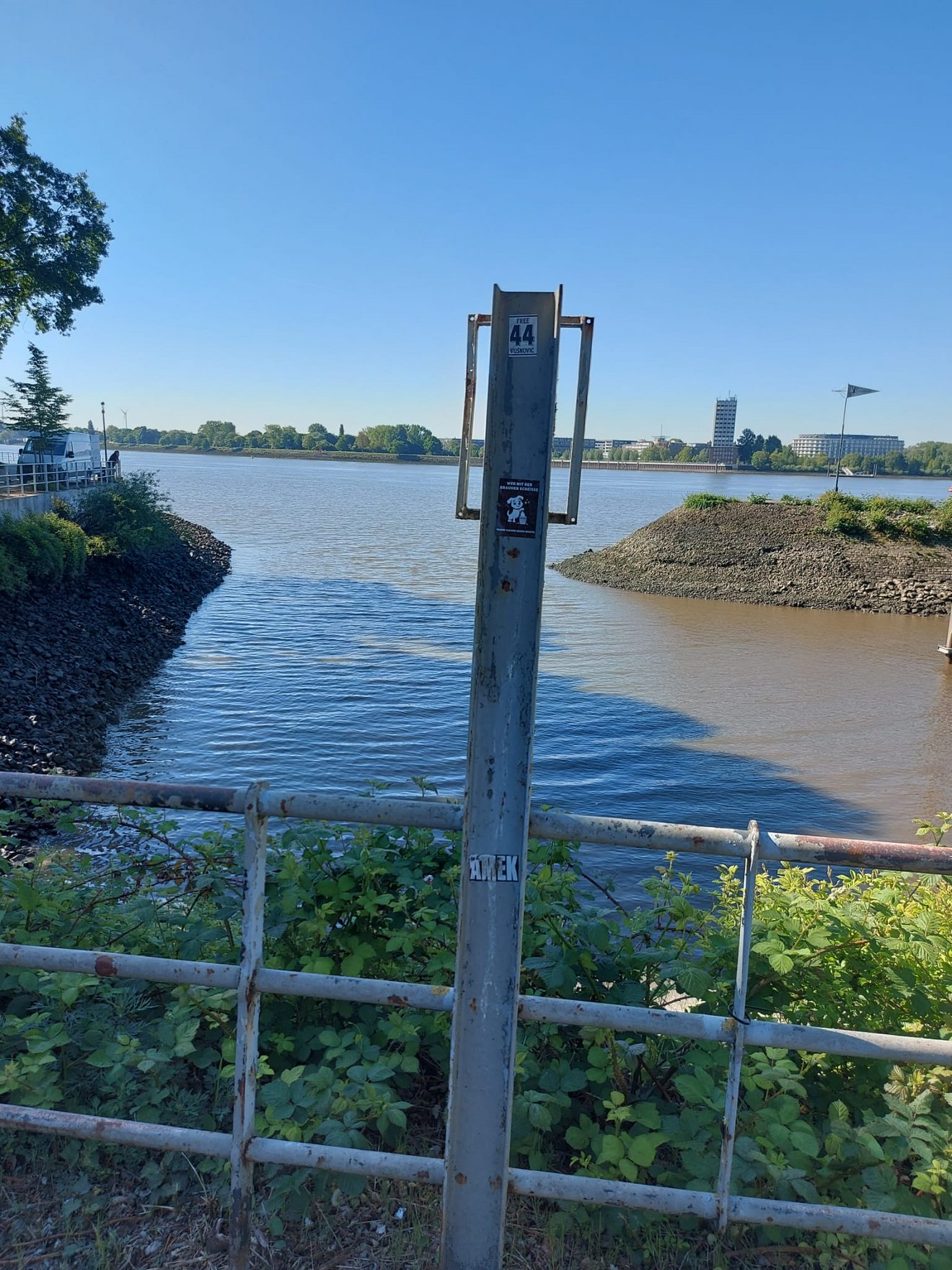 2e3fabba-ee80-4596-a280-1d7a9945a407