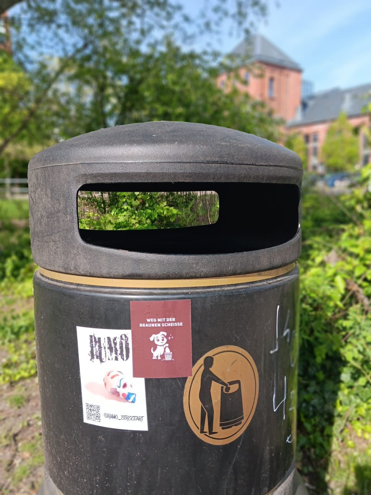 189a13ca-fd1a-4f3a-817b-7b64df78fdec