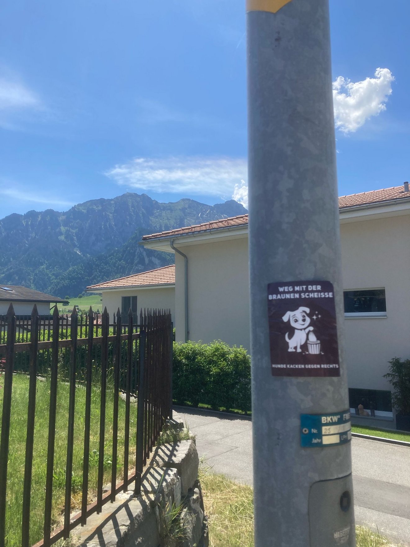 e783d422-4c53-4d74-ae00-abfee16cb897