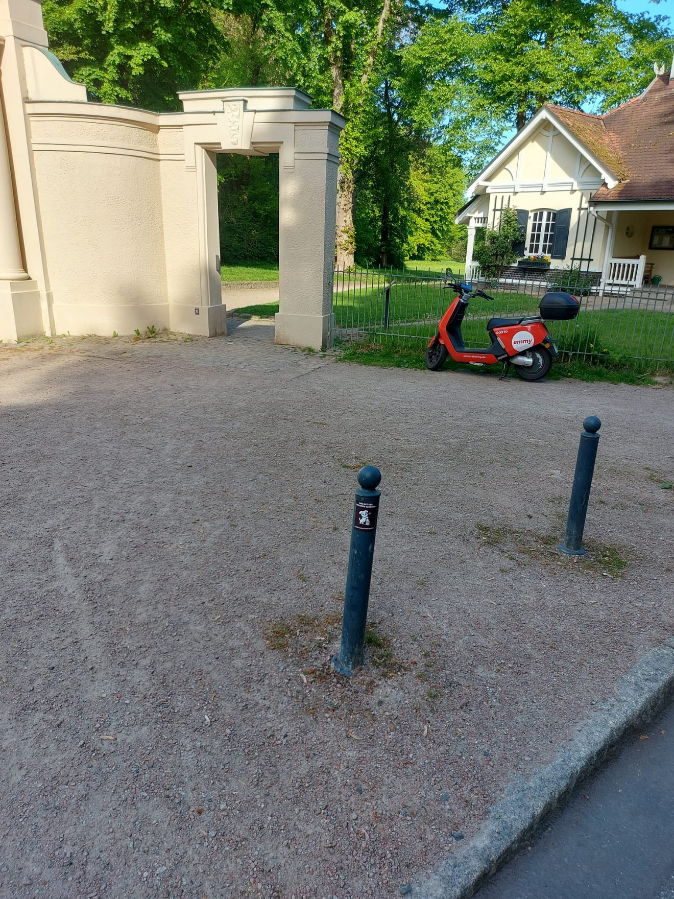 5b26c705-3a51-4ba9-802d-98d41d023c7b