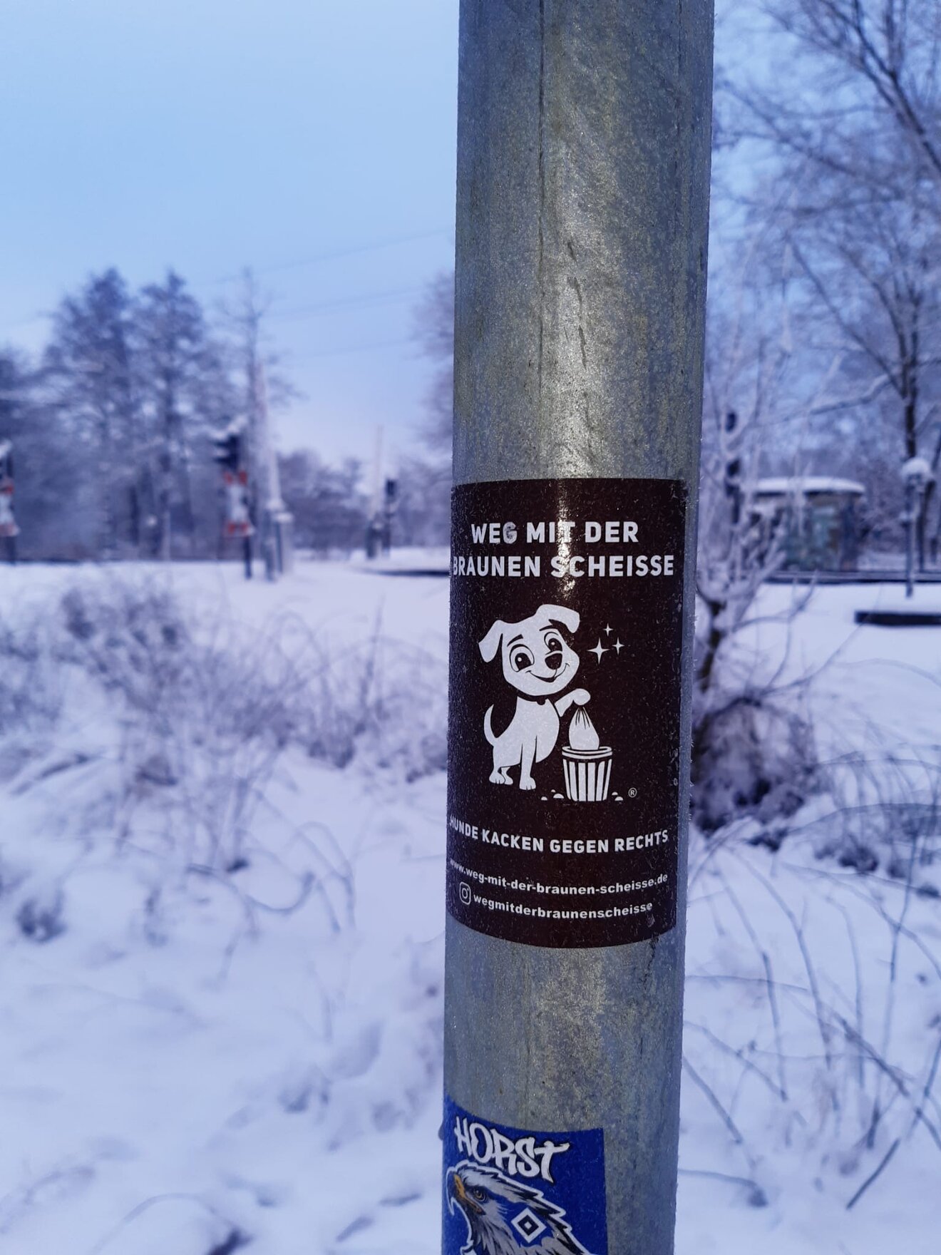 f0a080f2-677e-4d91-aa3d-a8df2b2e9ce4