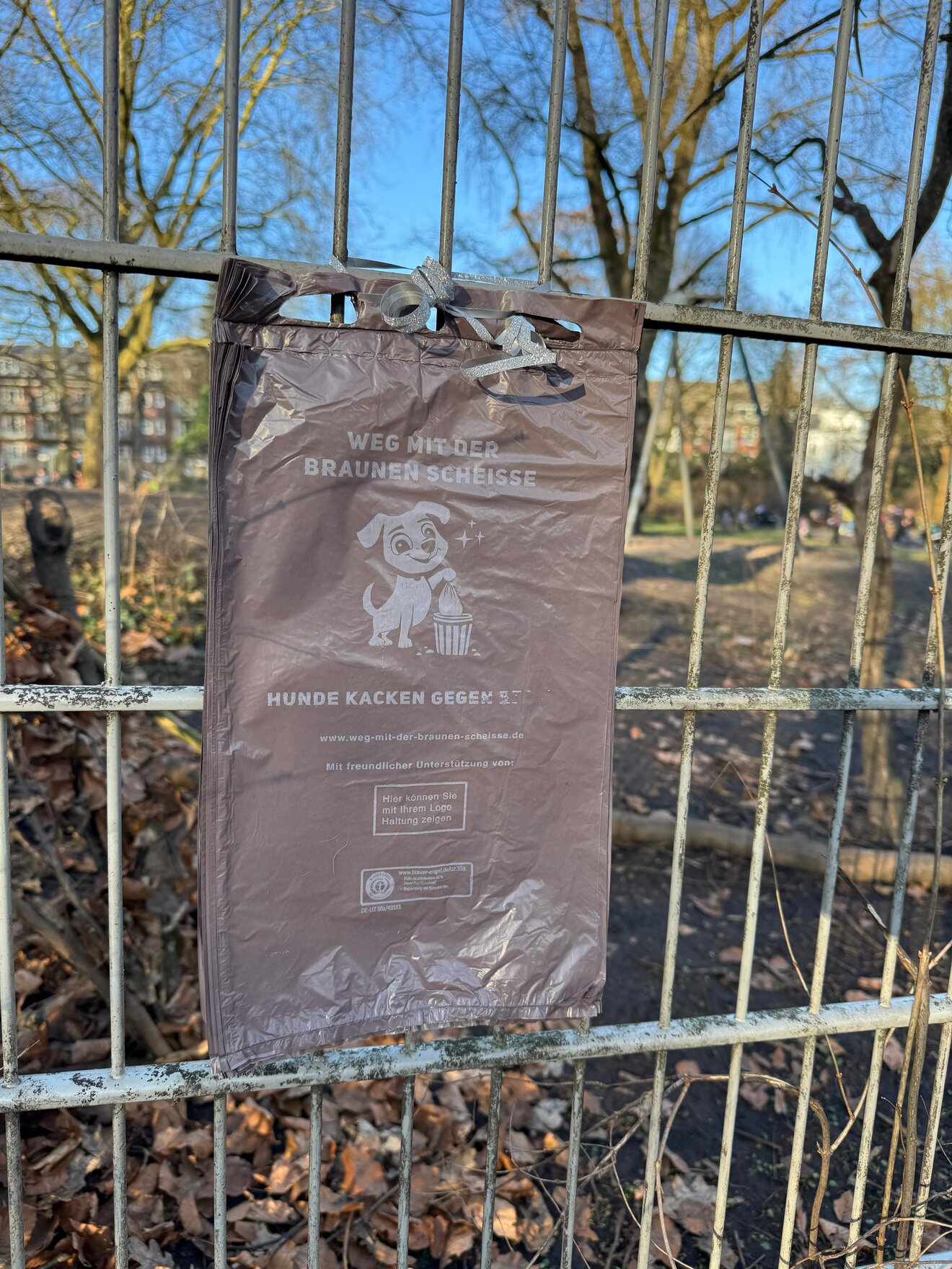 1d9b8b31-3dfb-4cd8-9e67-a2c6372e4323